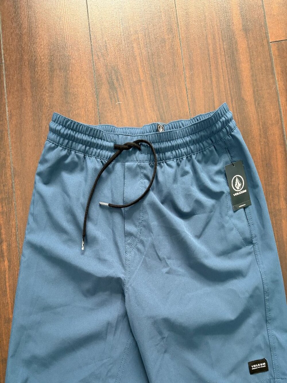 NWT Men's Volcom Stones Hybrid Shorts Size Medium